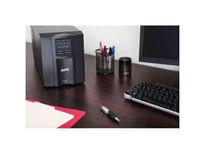 APC Smart-UPS 1500VA LCD 230V SmartConnect - APC Смарт-ИБП 1500 ВА ЖК-дисплей 230 В с функцией SmartConnect