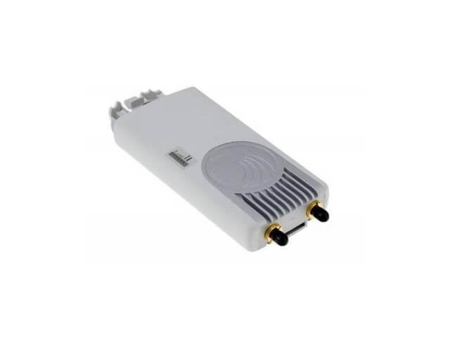 Точка доступа Cambium Networks ePMP 1000: 5 GHz Connectorized Radio (ROW) (EU cord)(C050900A221A)
